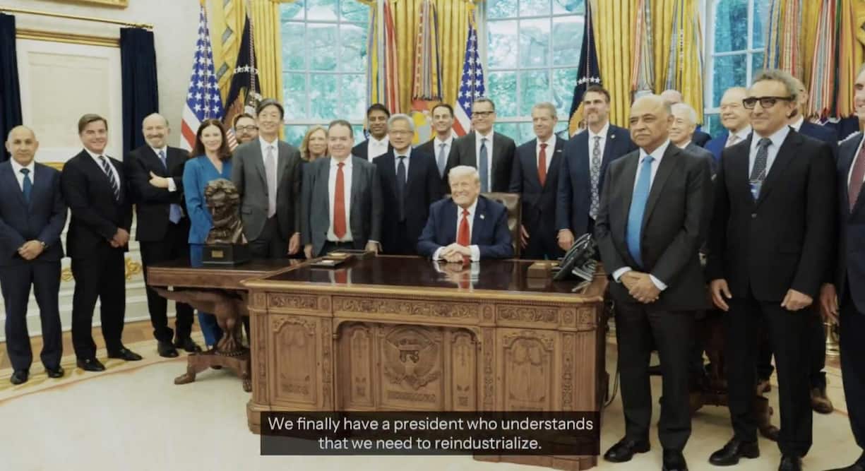 <p>Treffen im Weissen Haus: Novartis-CEO Narasimhan (Neunter v.l.) im Mai beim Treffen von Pharmachefs mit dem US-Präsidenten.</p>