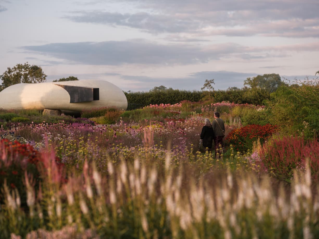 <p>Hauser &amp; Wirth Somerset: Auch die Gärten sind ein Kunstwerk, gestaltet vom Landschaftsarchitekten Piet Oudolf.</p>