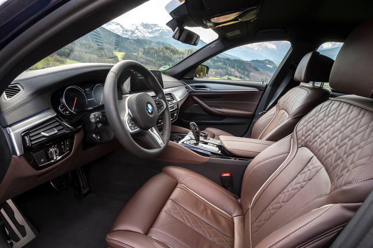 BMW M550i xDrive