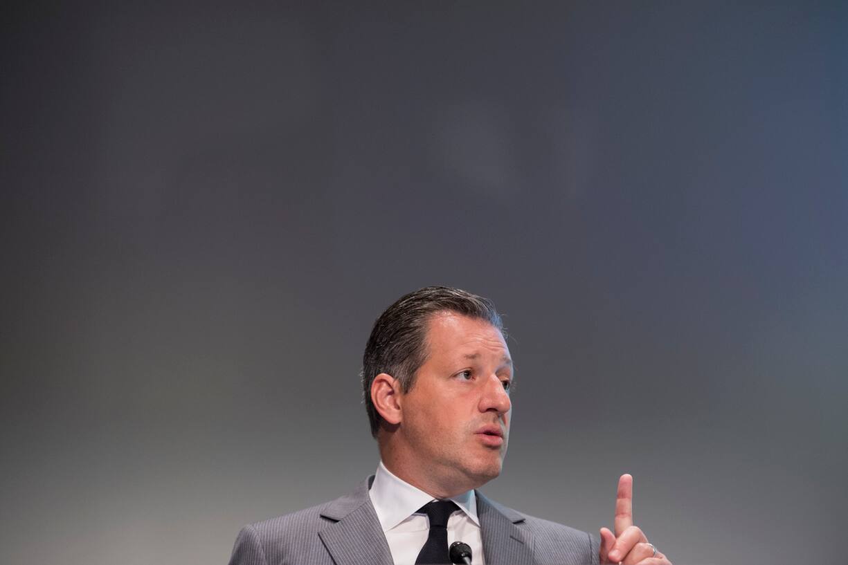 Boris Collardi, CEO Bank Julius Baer, informiert anlaesslich der Pressekonferenz zur Praesentation der Halbjahreszahlen, am Montag, 25. Juli 2016, im Hotel Widder in Zuerich. Der Konzerngewinn der Privatbank Julius Baer fiel mit 362,1 Millionen Franken mehr als achtmal hoeher aus als im Vorjahr. (KEYSTONE/Ennio Leanza)