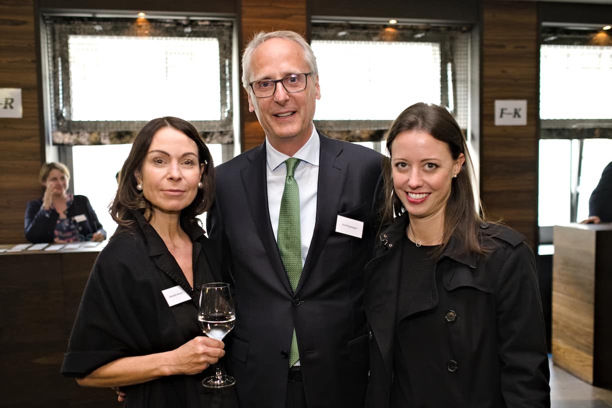 Danielle Knecht, Inhaberin, Ruf Lanz Werbeagentur ; Urs Rüegsegger, Präsident, Weltbörsenverband; Jill Schlageter, Bereichsleiterin Bewirtschaftung, CSL Immobilien AG