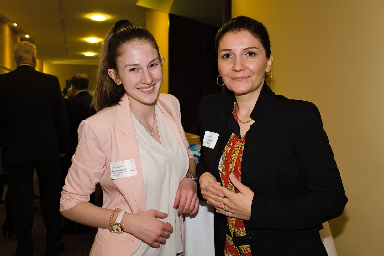 Deliah Meierhofer, Projektassistentin, Flughafenregion Zürich;Halime Fetishi, Assistentin der Geschäftsleitung, Flughafenregion Zürich