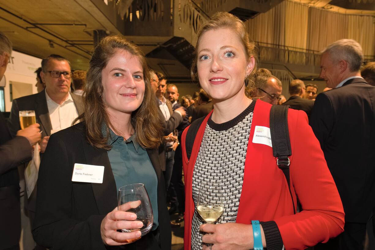 Doris Frehner, Business Develper, Eturnity AG;Alexandra Märki, Co-Geschäftsführerin, AEE SUISSE