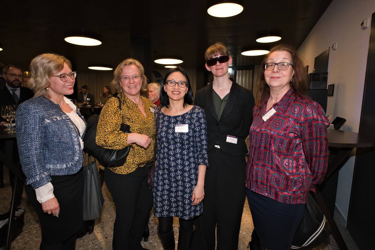Else Ryberg Mooser, HSBC;Malin Flükiger;Christina Yap, PricewaterhouseCoopers AG;Eva Gannert, PRO Services GmbH;Sara Magdalena Goldberger, HCL Technologies