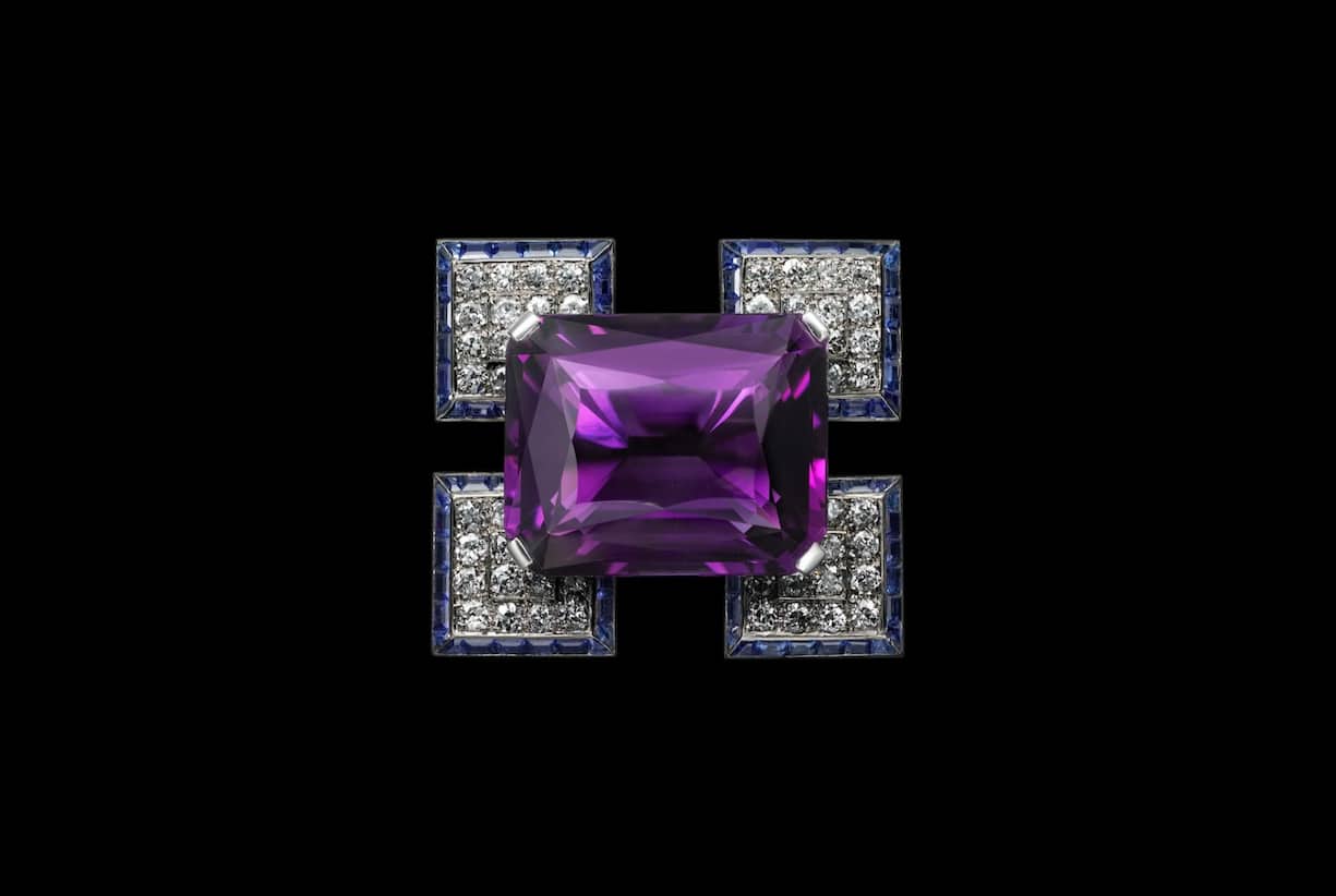 <p>Amethyst-Brosche</p>