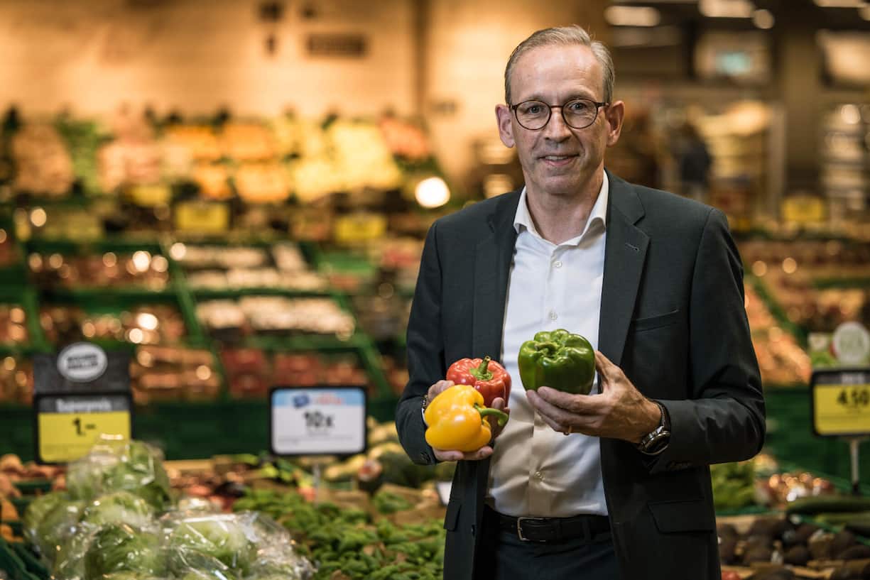 <p>Der Chef von Coop, Philipp Wyss, weist zwei Lehren vor: Er besuchte das Gymnasium, hängte eine kaufmännische Lehre bei der Firma Frischfleisch an, dann eine zweite zum Metzger.</p>