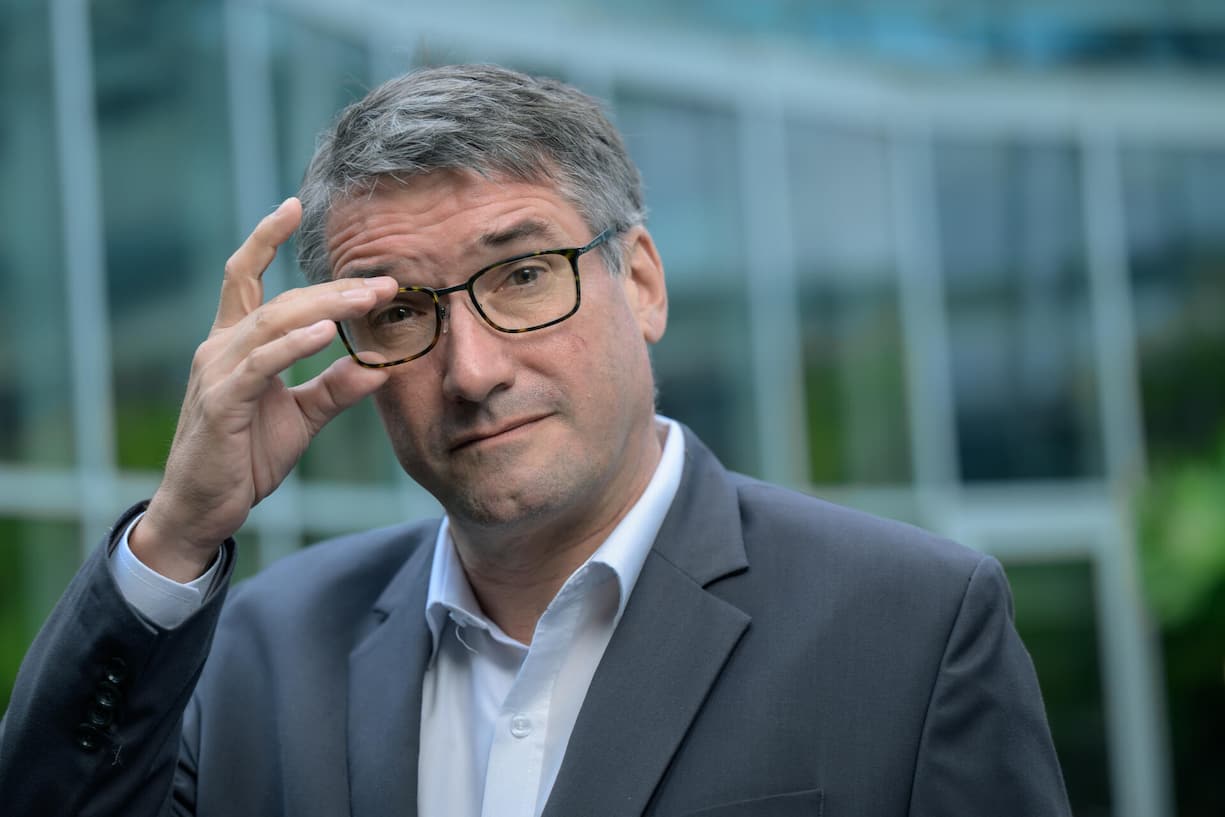 <p>Der ehemalige Politiker und heutige Post-Präsident ist überzeugt, dass der Staatsbetrieb auch für jüngere Generationen noch relevant ist – einfach auf eine andere Weise als früher.</p>