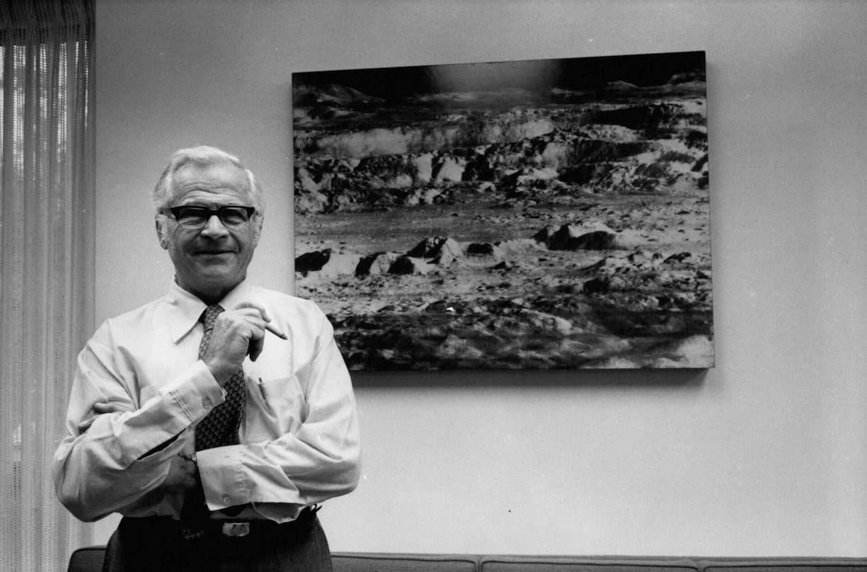 <p>Peter Carl Goldmark revolutionierte mit der Erfindung der Langspielplatte die Tonträgerindustrie.</p>