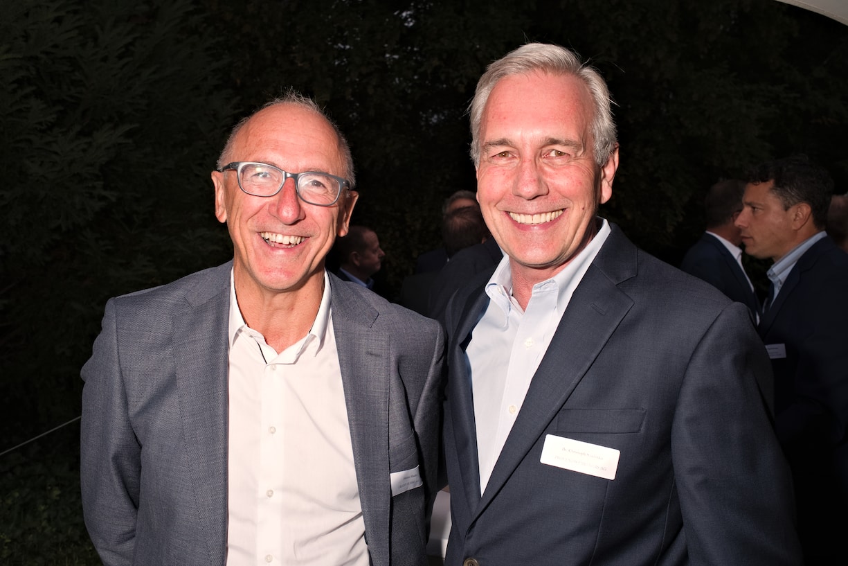 Heinz Hasler, Credit Suisse;Christoph Studinka, Proventis Partners AG
