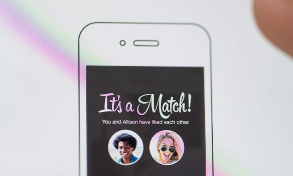Tinder-App auf dem Smartphone: Ein Match ist ein Anfang. 