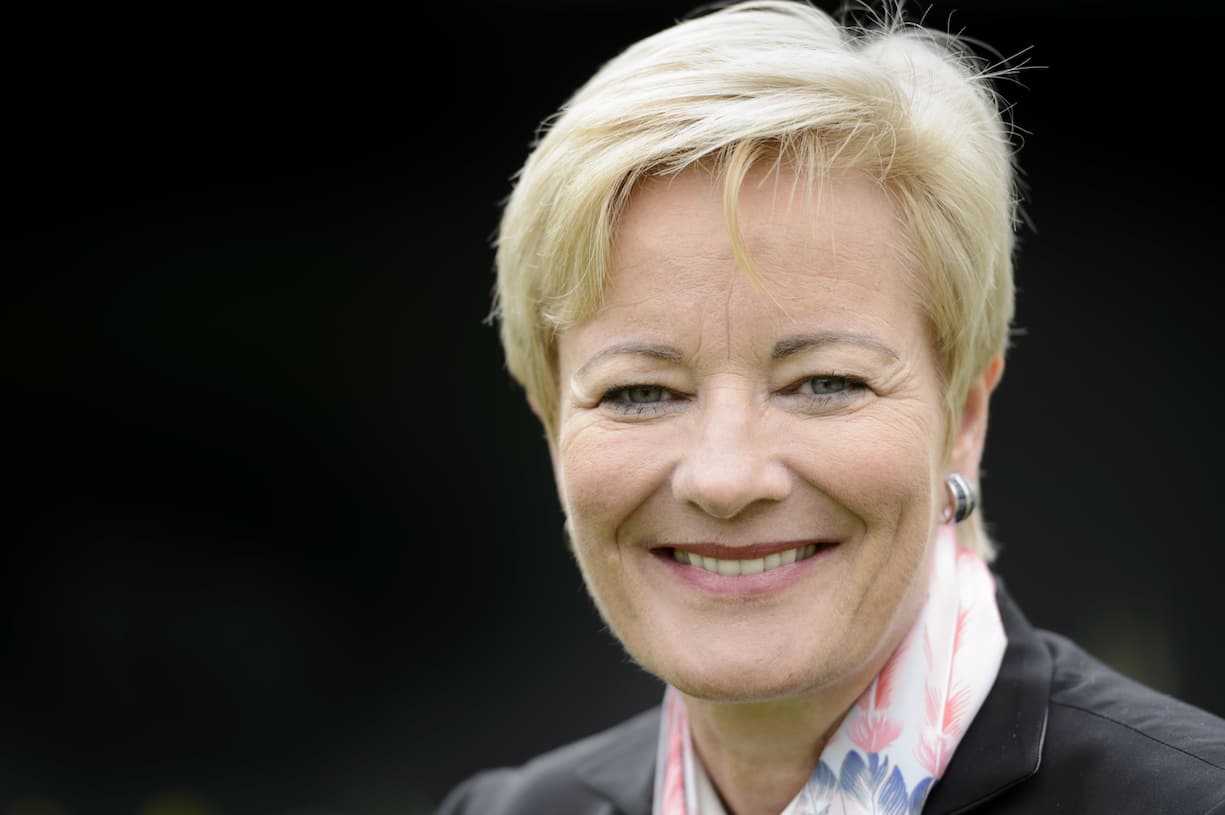 Ingrid Deltenre, Directrice generale de l'Union Europeenne de Radio-Television (Eurovision) et nouvelle membre du Conseil d'administration de la Banque Cantonale Vaudoise, BCV, photographiee ce mercredi 1 mai 2014 avant l' assemblee generale ordinaire des actionnaires de la Banque Cantonale Vaudoise, BCV, a Lausanne. (KEYSTONE/Laurent Gillieron)