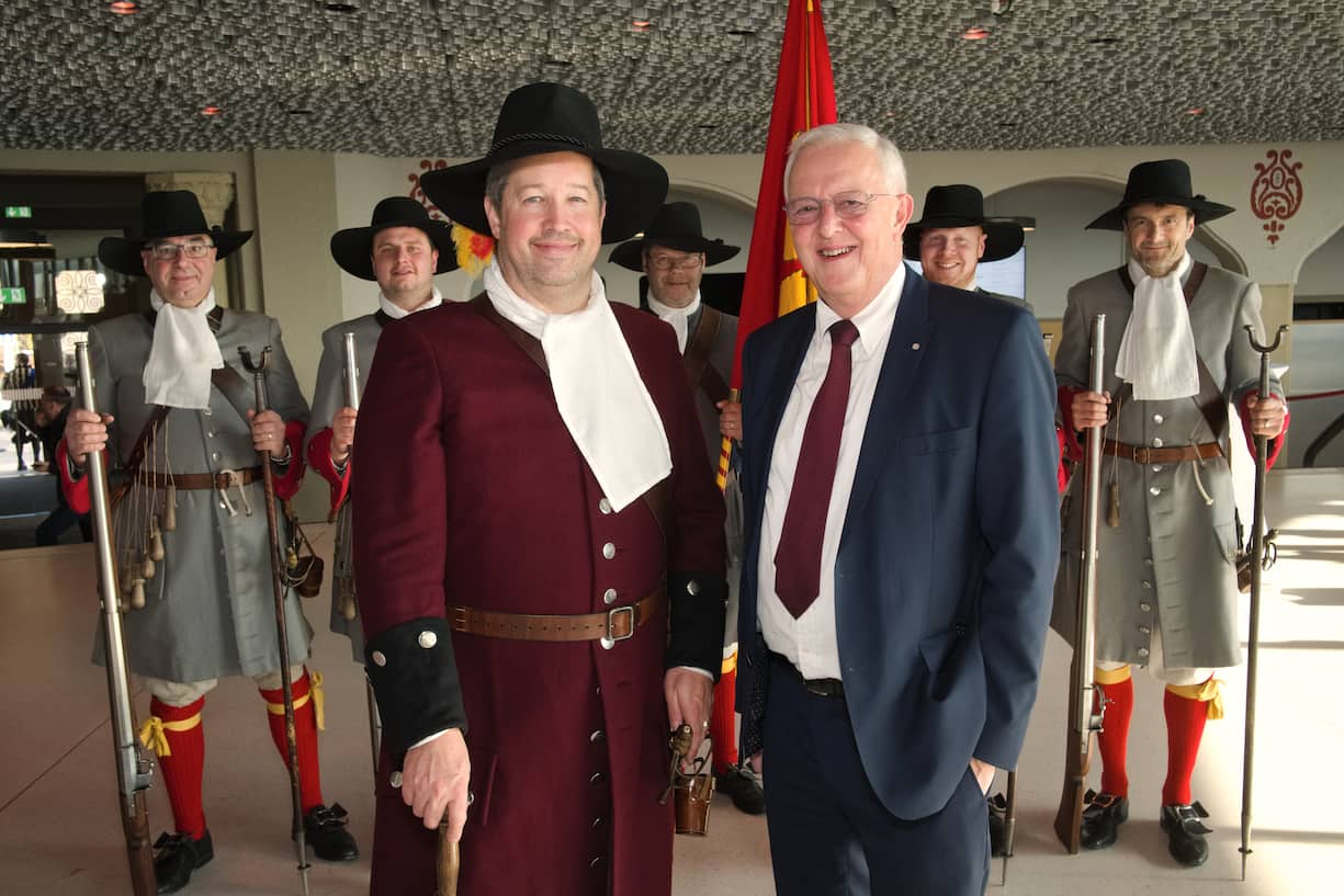 Jürg Oehrli, Präsident, Ehrenformation der Berner Burgergemeinde;Bernhard Ludwig, Präsident, Berner Burgergemeinde