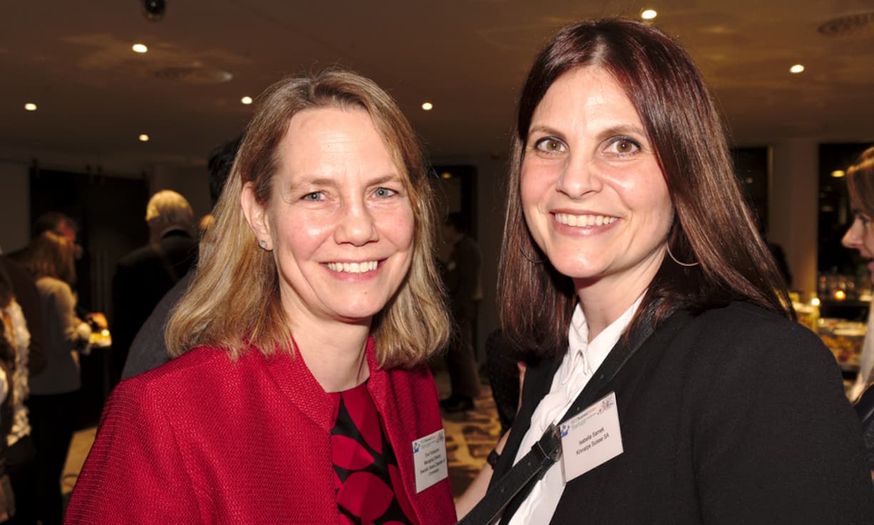 Eva Fiorenzoni, Managing Director, SSCC; Isabella Samek, Kinnarps Suisse SA