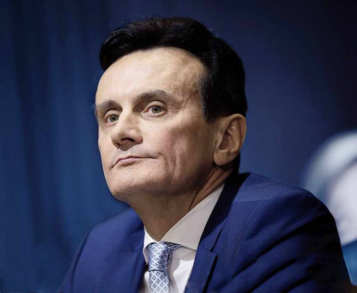 2/26/2019 - Washington, District of Columbia, United States of America: Pascal Soriot, Executive Director and Chief Executive Officer, AstraZeneca appears before the Senate Committee on Finance for a hearing on prescription drug pricing on Capitol Hill in Washington, DC, February 26, 2019. (Chris Kleponis / CNP / Polaris) /// Trump