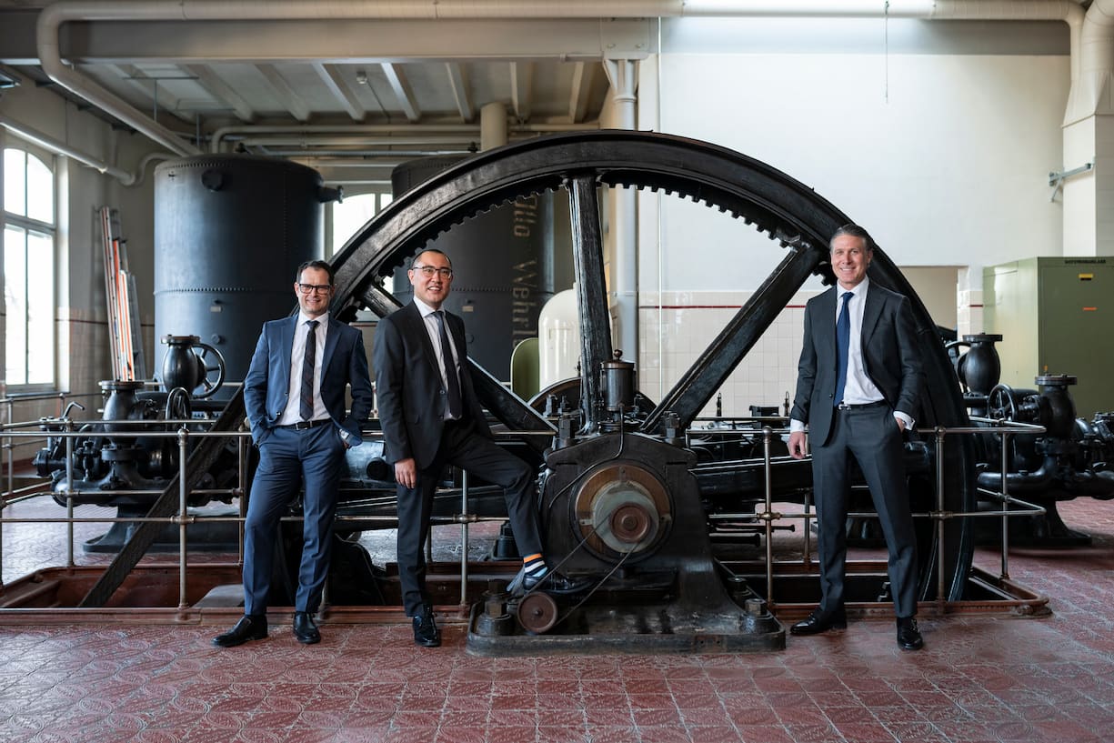 Adrian Wenger (mit Brille), Karl Flubacher, Tobias Kurth VZ