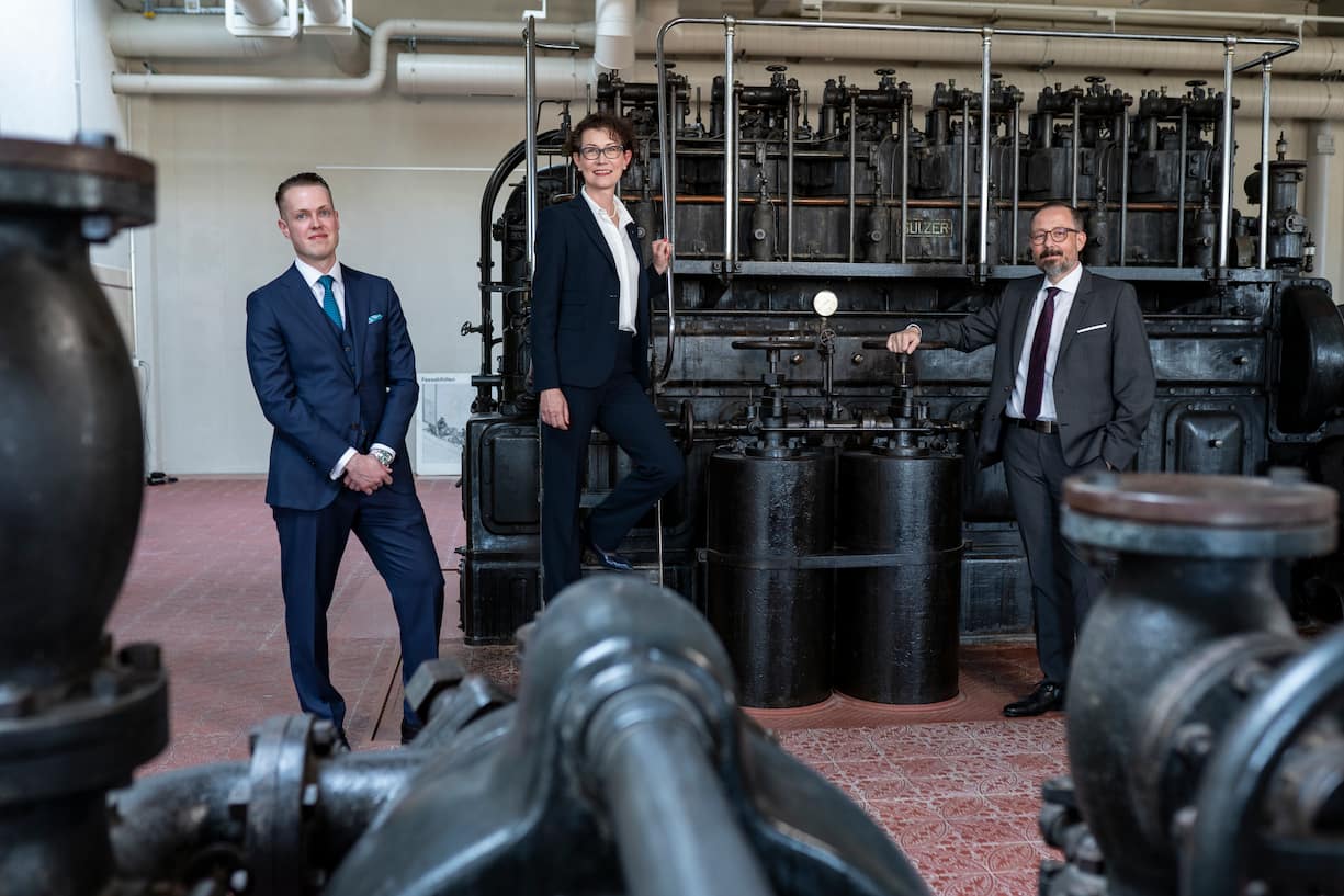 Cliff Kim, Andrea Steinmann Mascaro, Paul Hirschi (mit Bart). Raiffeisenbank Zürich 