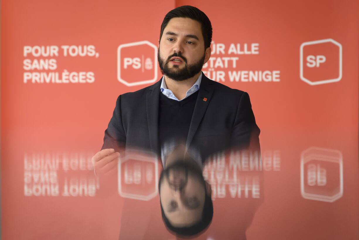 Cedric Wermuth, Co-Präsident SP Schweiz und Nationalrat SP (AG), spricht am traditionellen Drei-Koenigs-Apero, am Donnerstag, 6. Januar 2021, im Restaurant «las alps», Alpines Museum der Schweiz, in Bern.