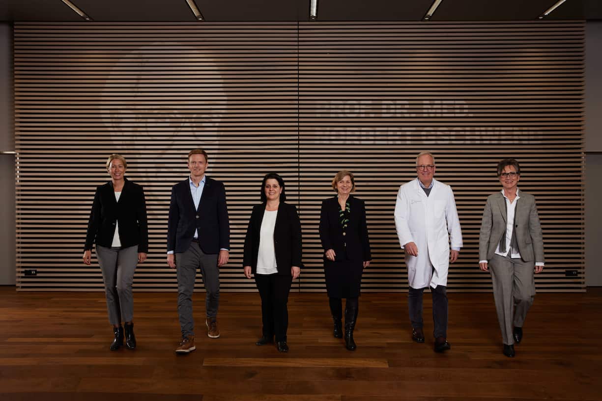 Die Direktion bestehend aus vier Frauen und zwei Männern.