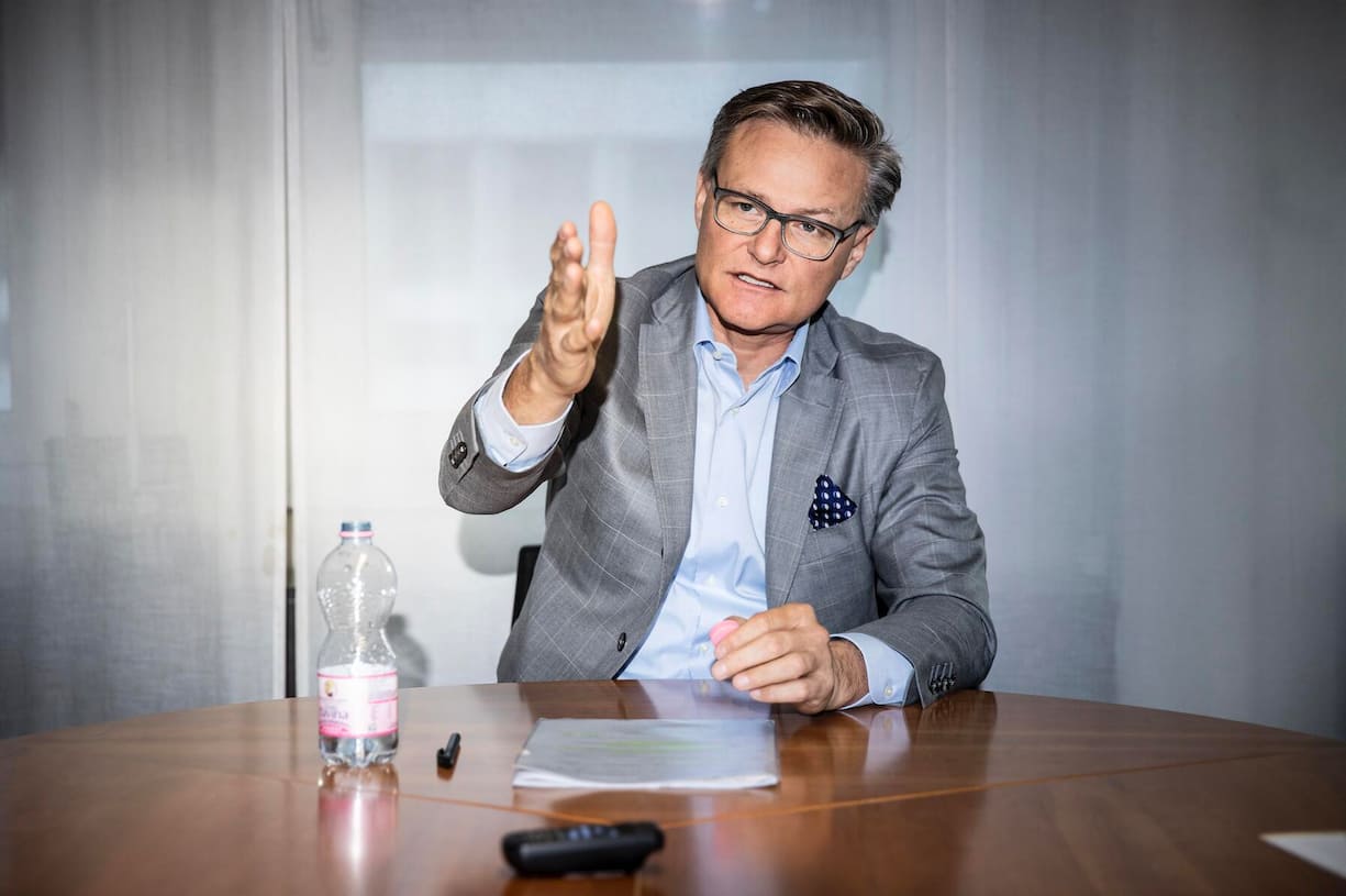 Irminger hat die Stufe des ihm bisher vorangestellten Chefs des Handelsdepartements übersprungen.