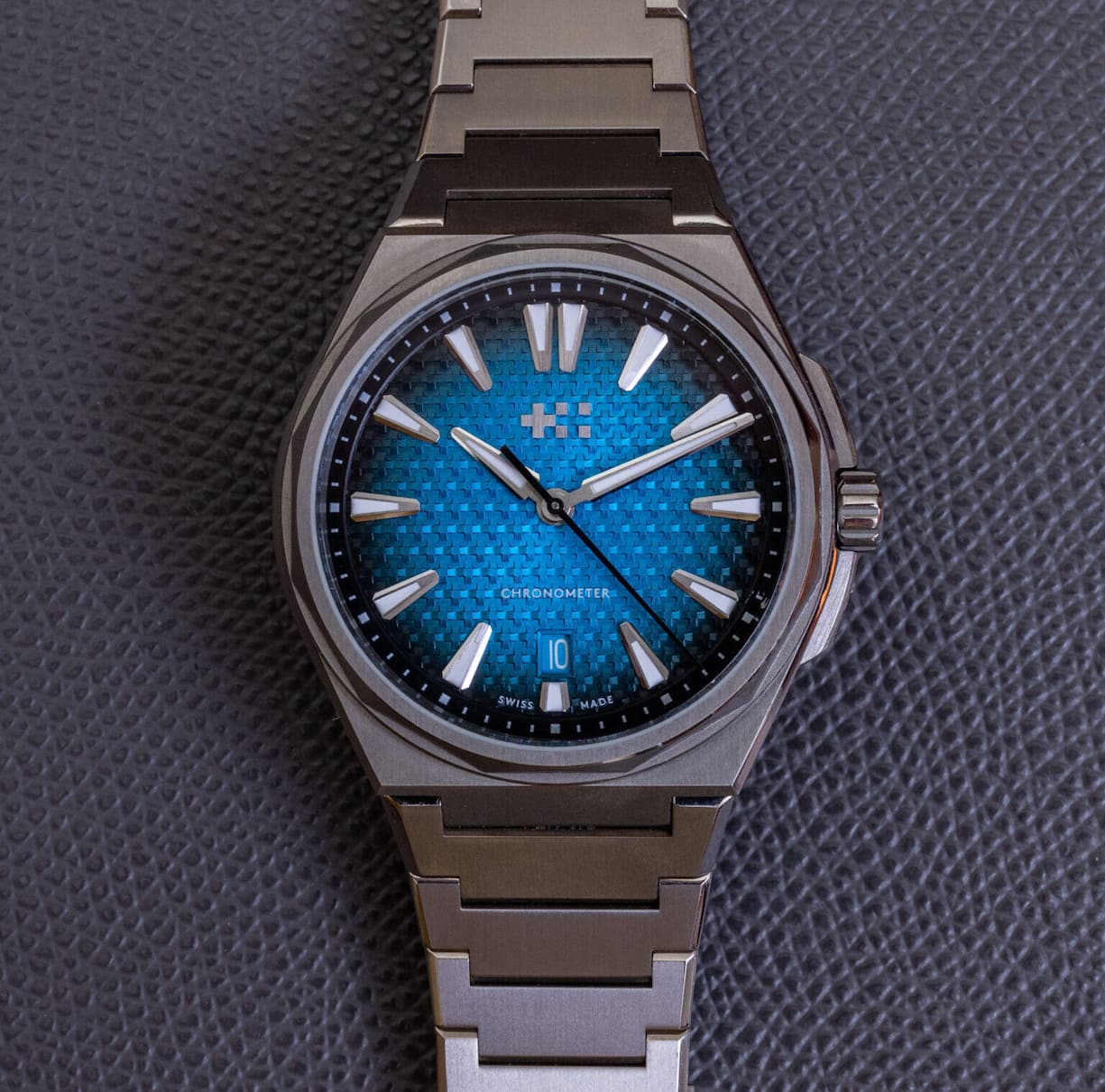 Understatement: The Twelve von Christopher Ward für 1750 Franken.