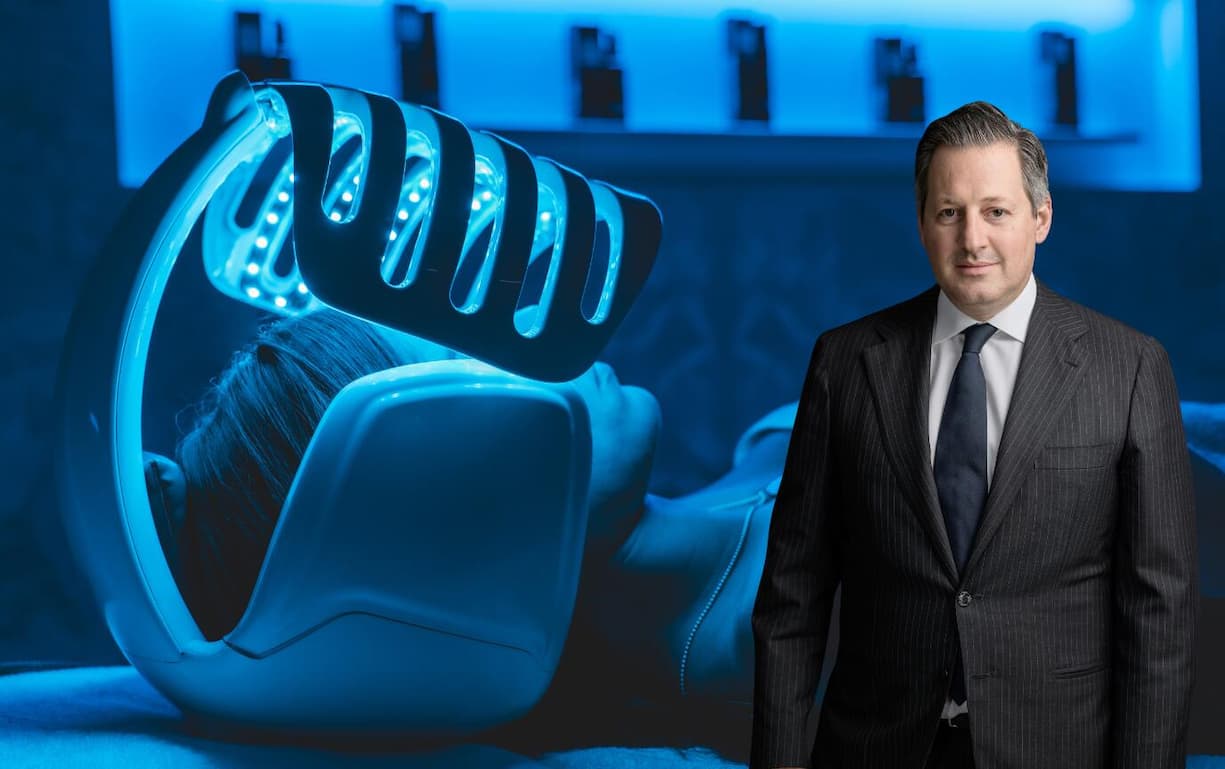 standorte inZürich und GenfDer Banker Boris ­Collardi hat gross in die italienische The Longevity Suite investiert. Nach Lugano will das Unternehmen in Zürich und Genf bald weitere Anti-Aging-Zentren eröffnen. Die Schweiz verfüge in dem Bereich über ein «riesiges Marktpotenzial», ist Collardi überzeugt.