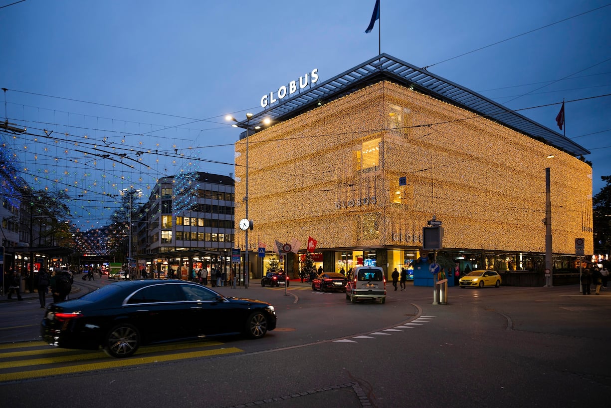 Globus Warenhaus am LÃ¶wenplatz. 27.11.2023 (URS JAUDAS/TAGES-ANZEIGER)