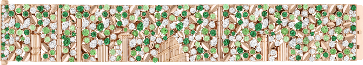«Escale» aus der High-Jewelry-Kollektion ist ein Armband aus Roségold, verziert mit Smaragden, Tsavorit-Granatsteinen und Diamanten – gedacht als eine Ode an das Kolosseum und die antiken Überreste von Rom.