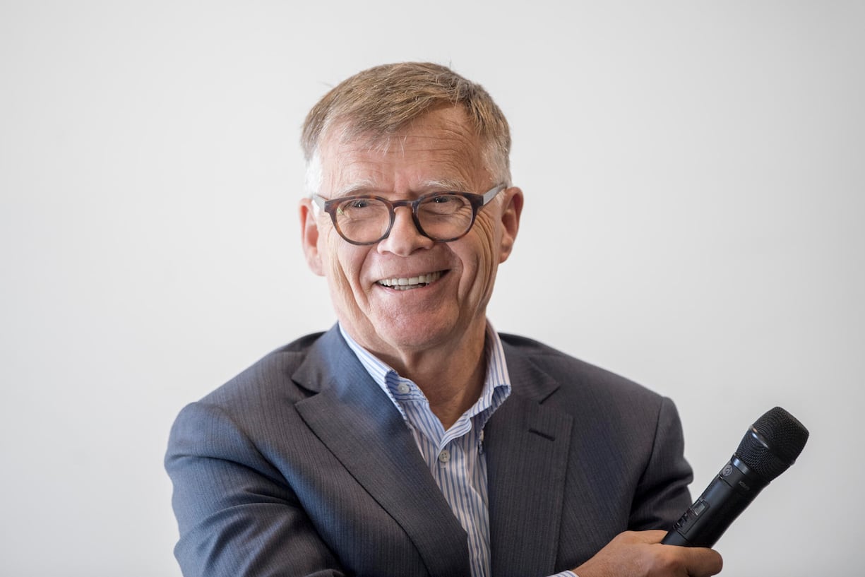 Beim Regionalsender Tele M1 von Peter Wanner gelang Willi der Einstieg als Videojournalistin.