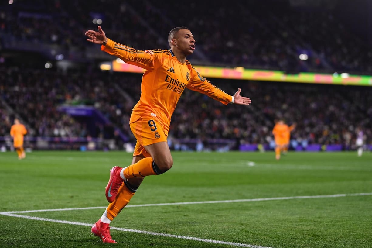 Der Stürmer feiert das 0:2 zwischen Real Valladolid und Real Madrid, am 25. Januar 2025 in Spanien.