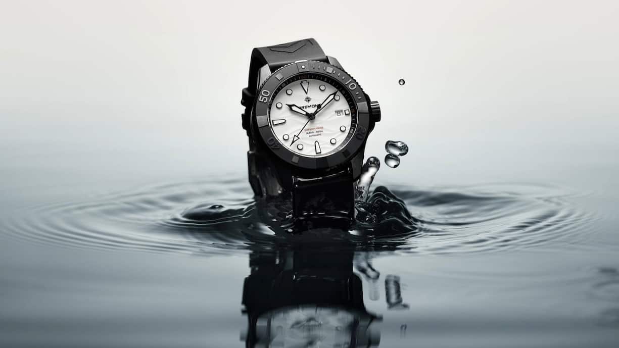 Bremont Supermarine_BlackCeramic_whiteDia