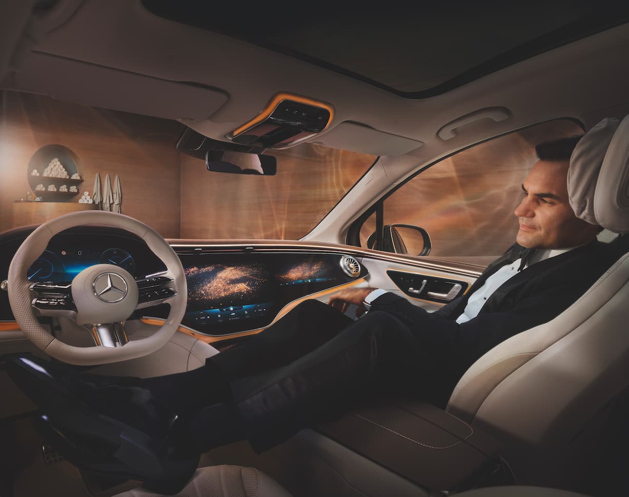 Global Brand Campaign âDefining Class since 1886â sequel Starring champion and long-time Mercedes-Benz partner Roger Federer Global Brand Campaign âDefining Class since 1886â sequel Starring champion and long-time Mercedes-Benz partner Roger Federer 