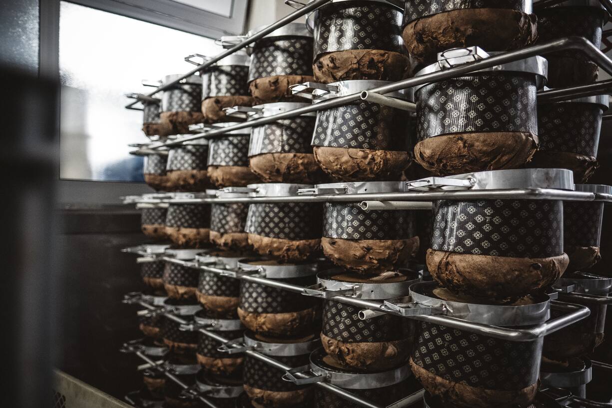 Fast schon fertige Panettone