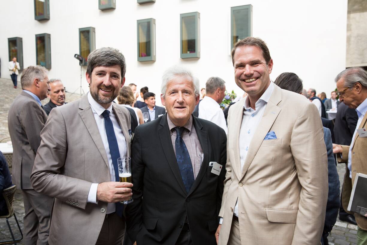 Wunschschloss 2019, im Schloss Thun, Philipp Kutter, NR, Hans Stöckli, NR, Beat Brechtbühl, MP Kellerhals Carrard