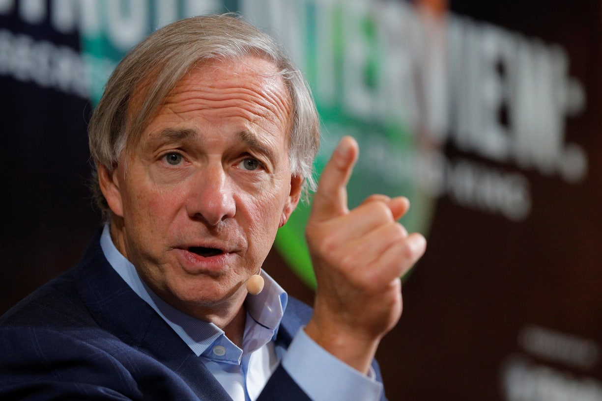 Ray Dalio, founder, co-chief investment officer and co-chairman of Bridgewater Associates, speaks at the 2017 Forbes Under 30 Summit in Boston, Massachusetts, U.S. October 2, 2017.  REUTERS/Brian Snyder - RC1BDF3ABBB0