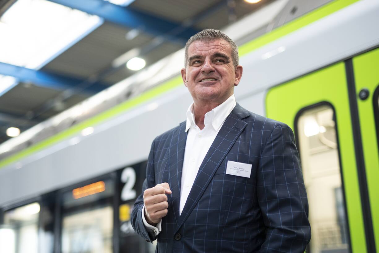 Peter Spuhler, Verwaltungsratspraesident und Group CEO ad interim von Stadler Rail, aufgenommen beim Roll-out des "Flirt" Zuges von Stadler Rail fuer die BLS AG, aufgenommen am Mittwoch, 9. September 2020, in Erlen. Stadler Rail liefert 58 Triebzuege an die BLS. (KEYSTONE/Gian Ehrenzeller)
