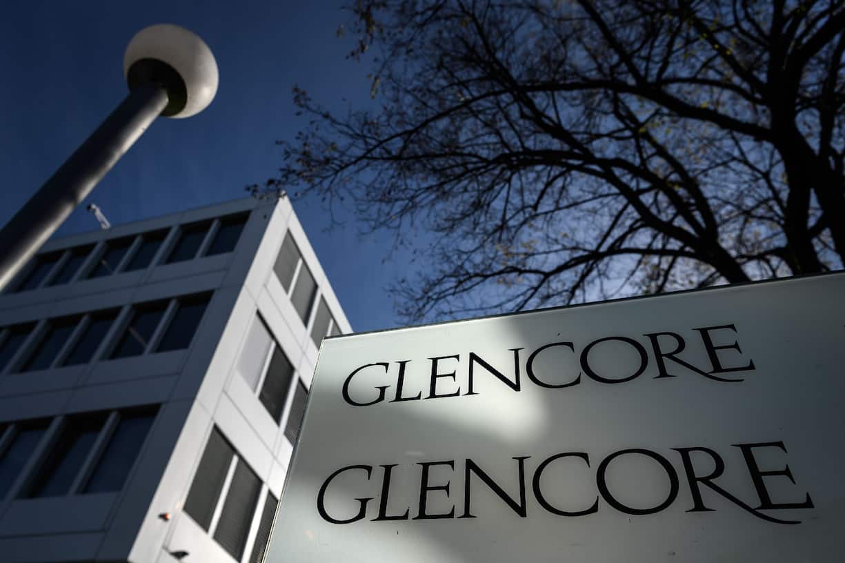 A picture taken on November 13, 2020 shows the headquarters of Swiss commodity trading giant Glencore in Baar, central Switzerland, ahead of November 29, 2020 nationwide vote on a people's initiative to impose due diligence rules on Swiss-based firms active abroad. (Photo by Fabrice COFFRINI / AFP) (KEYSTONE/AFP / AFP/FABRICE COFFRINI)