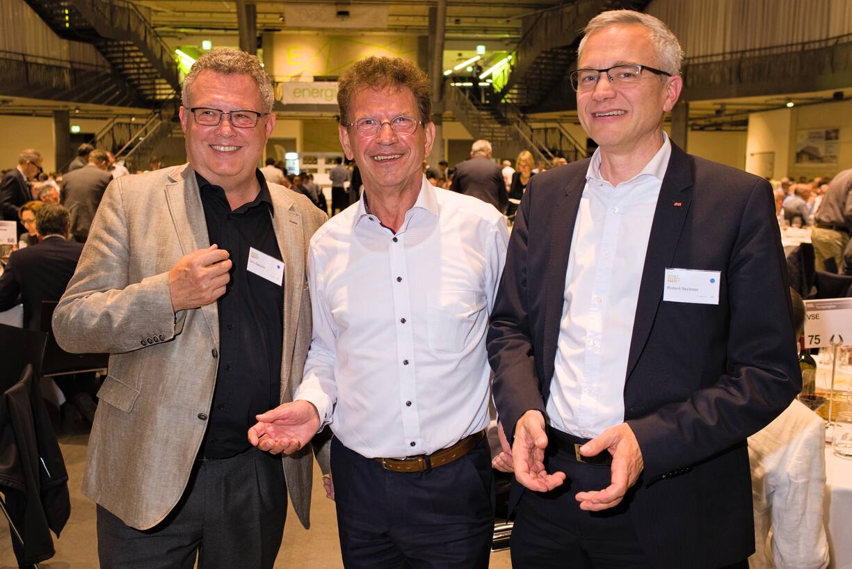 Urs Gasche, VRP, BKW; Siegfried Gerlach, CEO, Siemens ( Schweiz) AG; Robert Itschner, CEO, ABB (Schweiz) AG