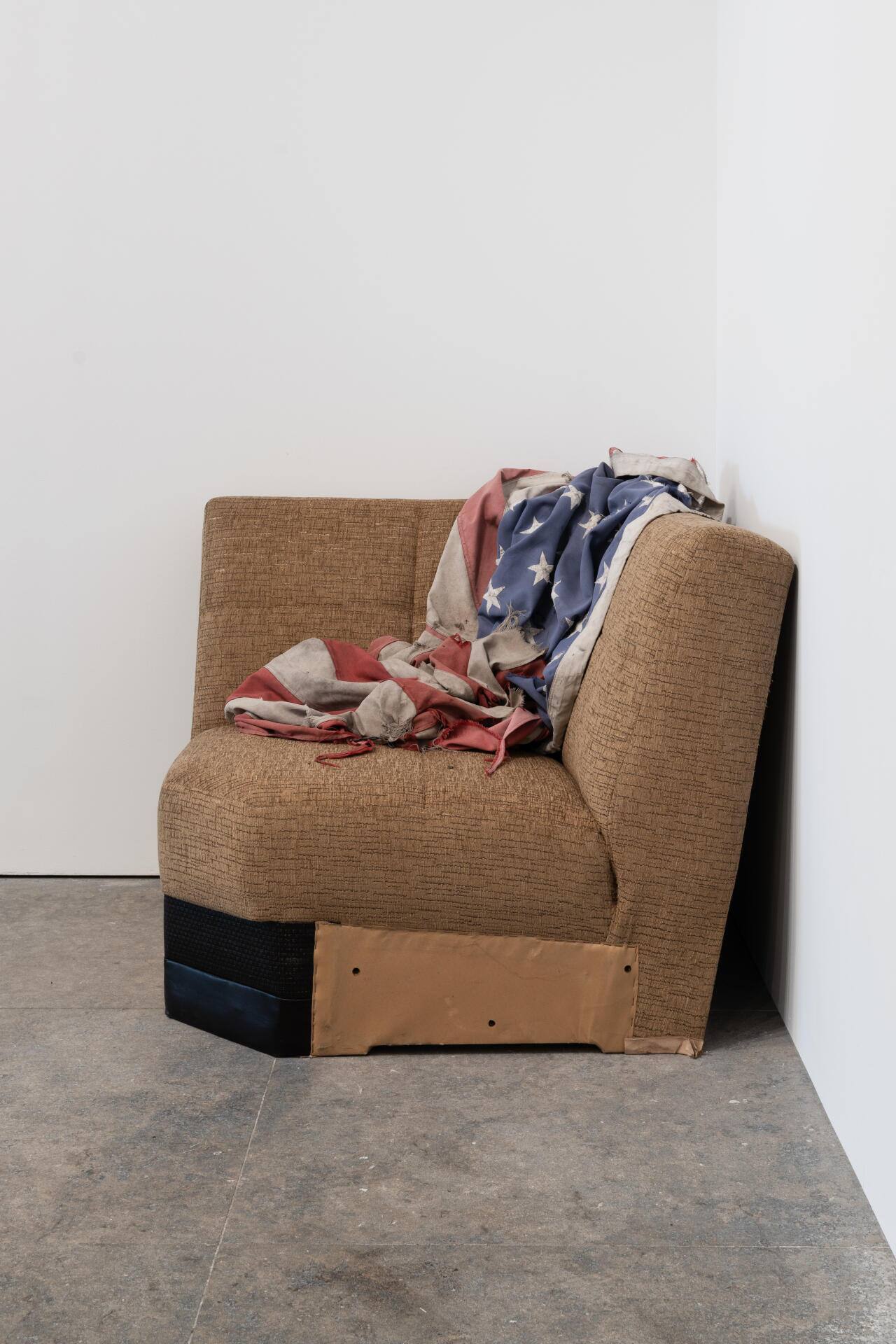 Ser Serpas «Time Is Dealing», 2024, Whitney Biennial, New York.