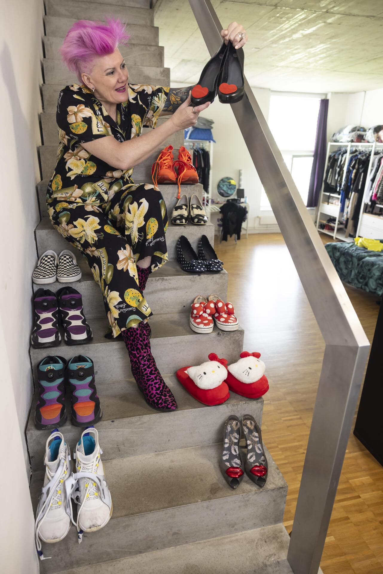 In diesen High Heels traf Kelly Prinz William: «Er freute sich, sich für einmal nicht hinunterbeugen zu müssen.»