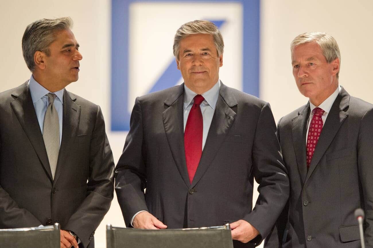 Josef Ackermann mit Anshu Jain (l.) und Jürgen Fitschen (r.)