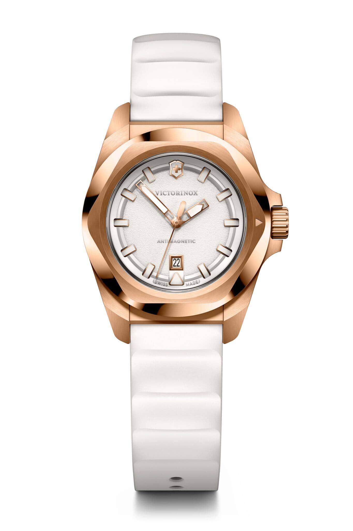 Gehäuse: 32 mm, Edelstahl oder Edelstahl mit Roségold-PVD-Beschichtung Werk: Ronda 775 (Quarz) Preis: 595 bzw. 795 Fr.