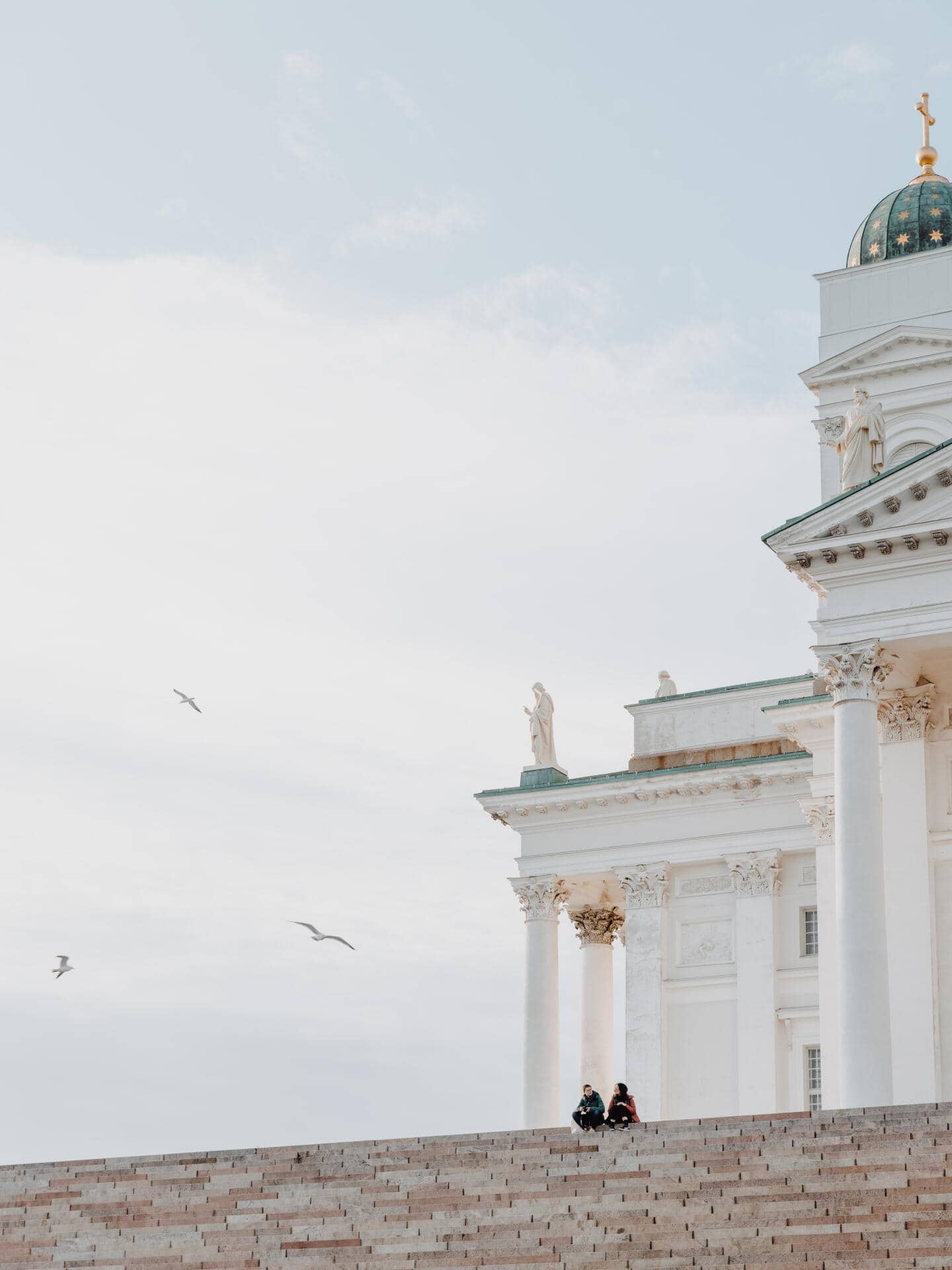 Helsinki Cathedral-TM-2022-SUITCASE-Helsinki-11.jpg