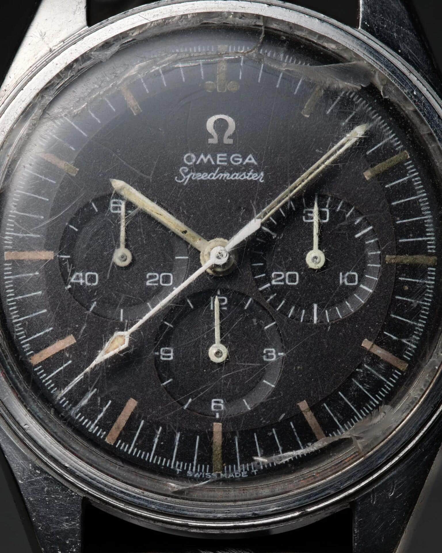 Eine originale Omega Speedmaster Referenz 105.003, getragen von Gene Cernan während der Apollo 17-Mission.