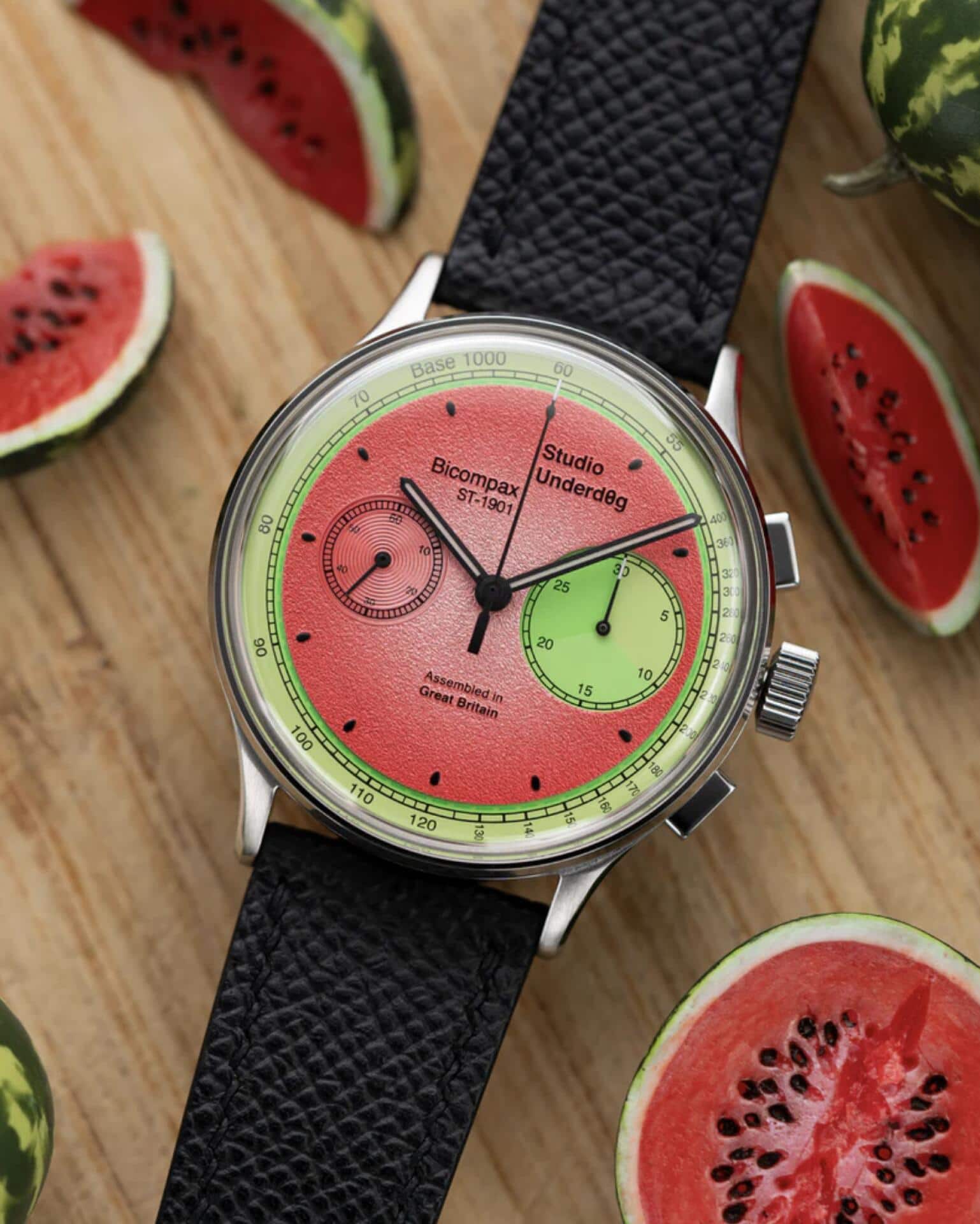 Die Uhr Watermel0n: 38,5-mm-Gehäuse, im Innern ein Seagull-Handaufzugswerk. Preis: 575 Fr.