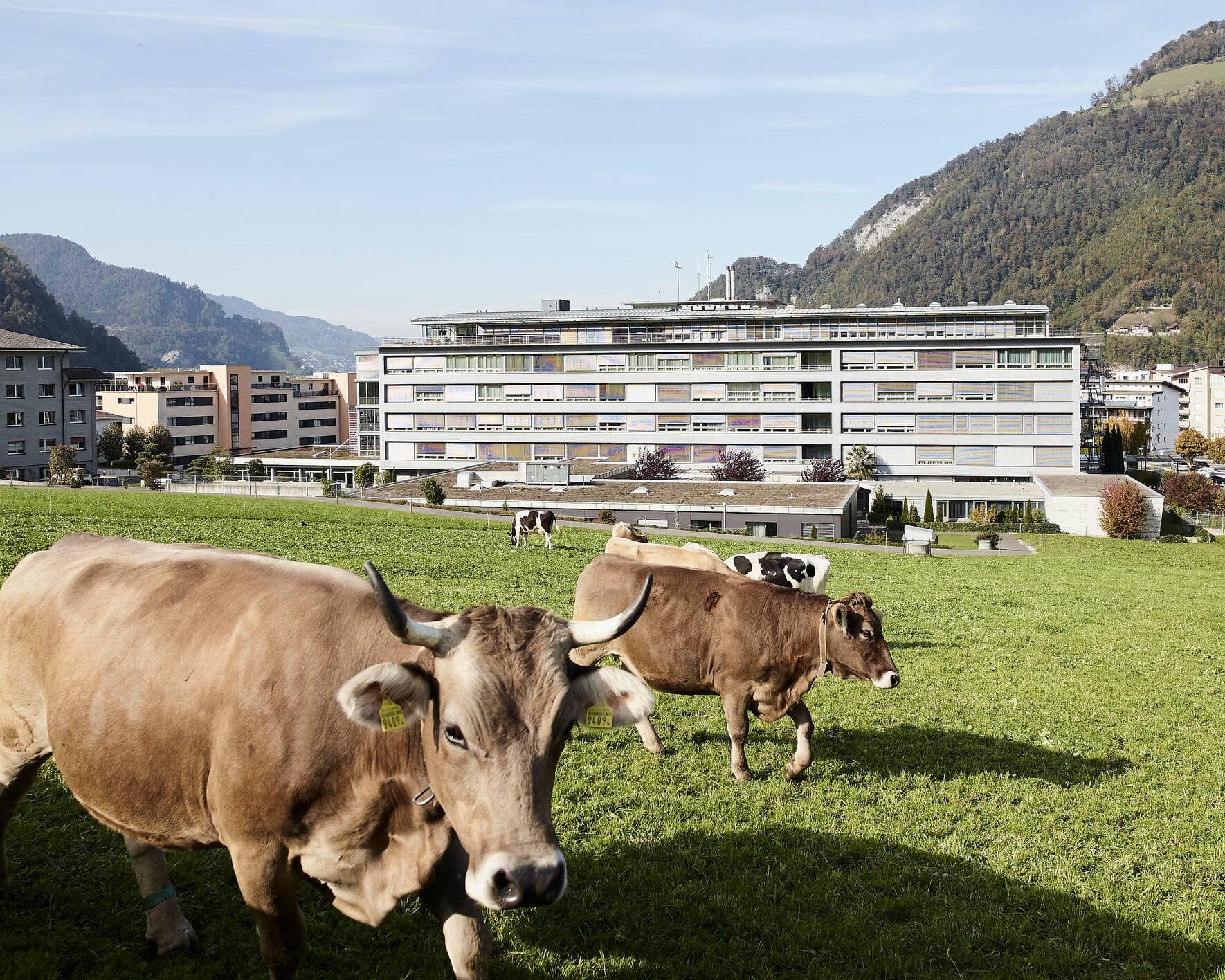 Suiten und Eingang des Kantonsspital Nidwalden in Stans