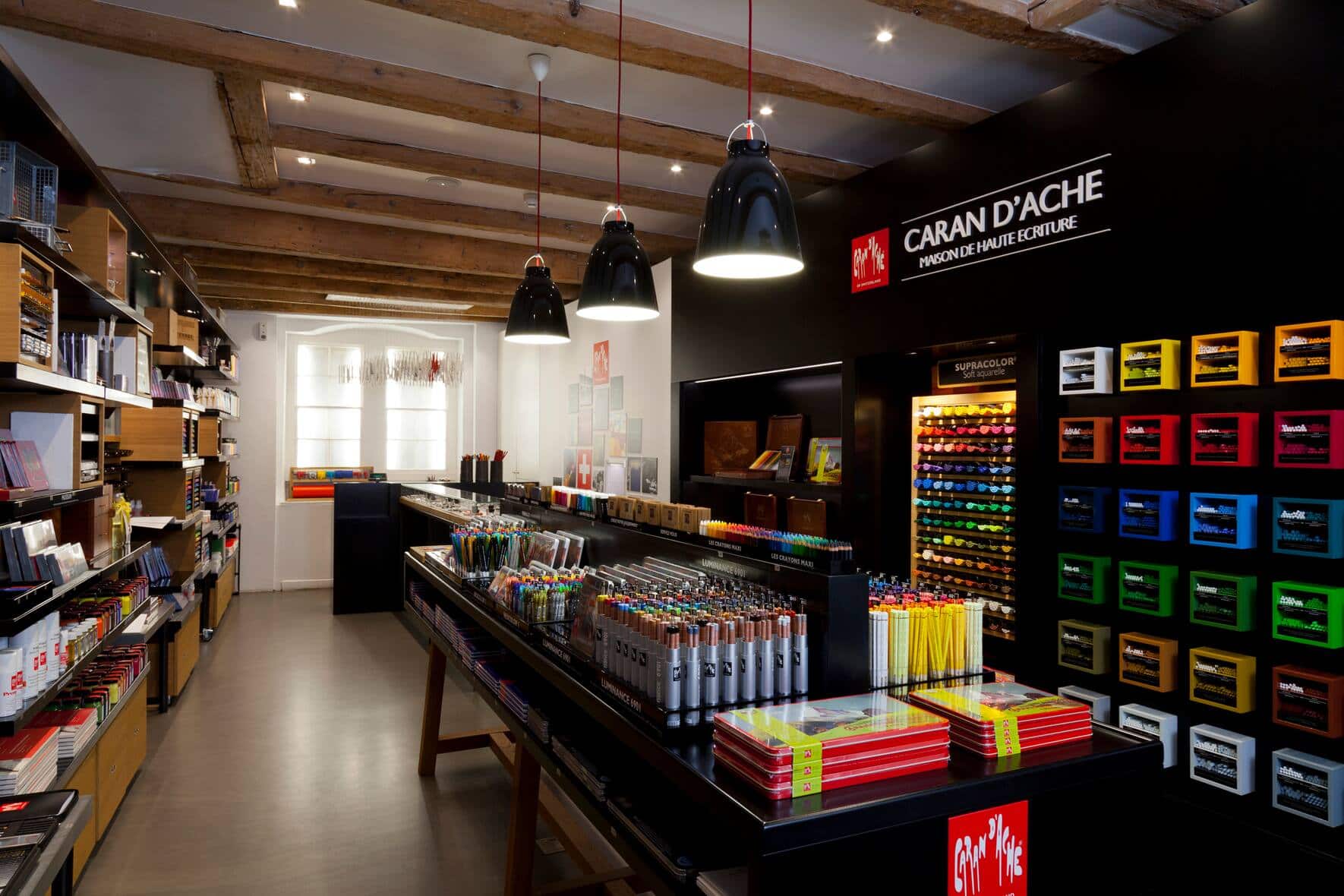 Eigene Läden: In den letzten Jahren hat Caran d’Ache weltweit 23 eigene Boutiquen eröffnet.