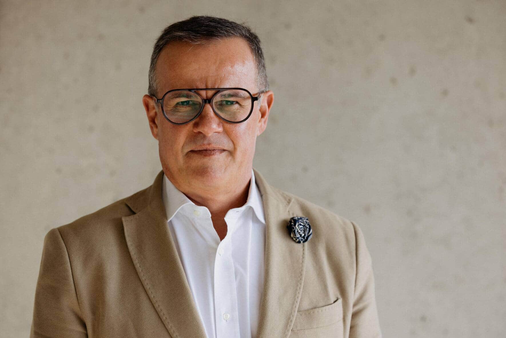 Oliver Müller ist Kenner der Uhrenbranche und Inhaber von LuxeConsult.