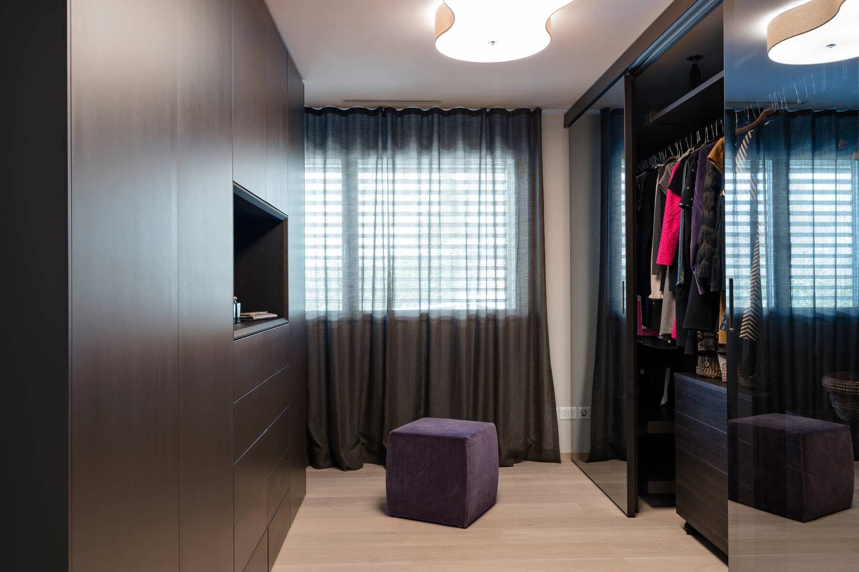 Begehbarer Kleiderschrank