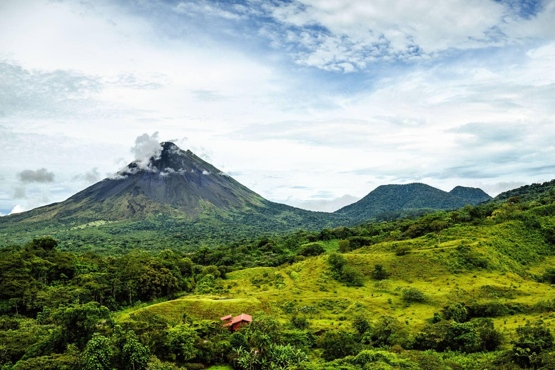 Blick auf den Vulkan Arenal in Costa Rica.