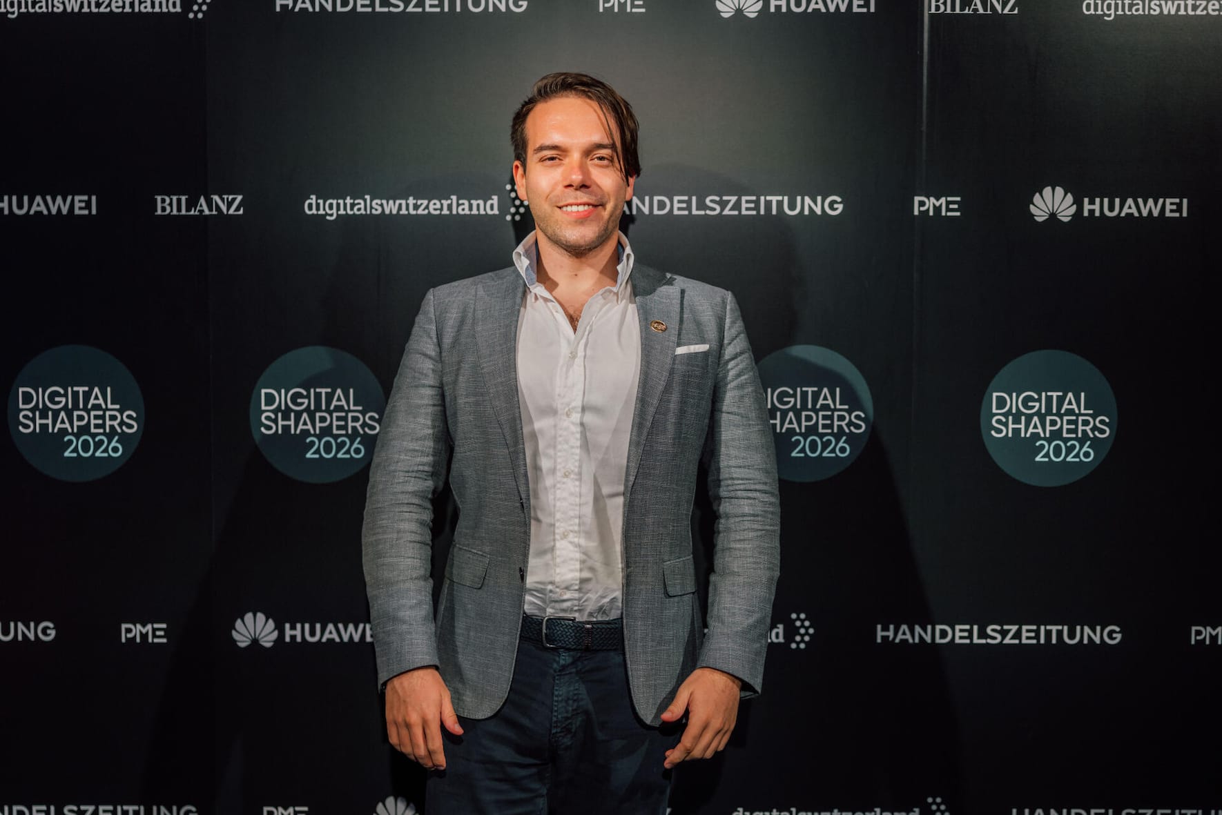 Tech-Experte: Bevor er ­MindGuard gründete, war ­Benjamin Bargetzi beim WEF, bei Google und Amazon tätig. Im März 2026 wurde er von der BILANZ zum Digital Shaper gekürt.